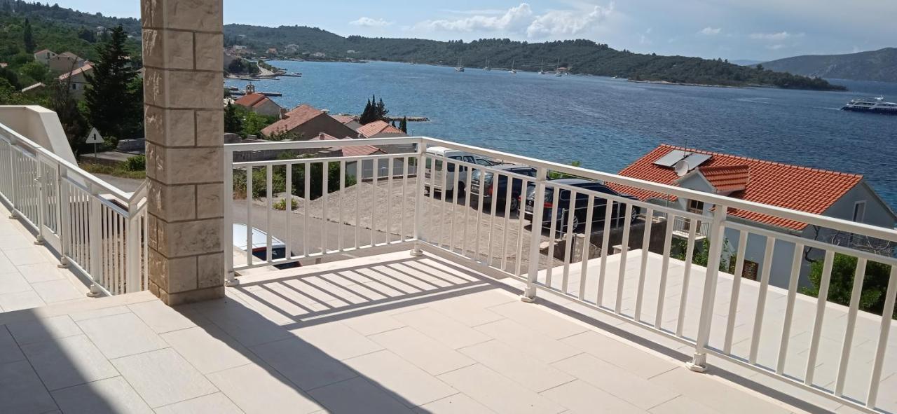 Apartments Aferdita Račišće Dış mekan fotoğraf