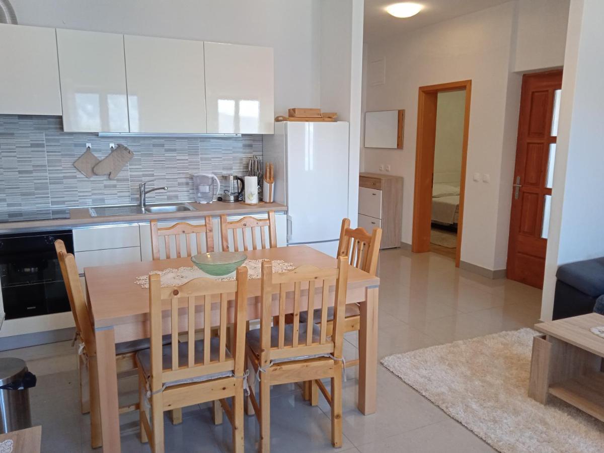 Apartments Aferdita Račišće Dış mekan fotoğraf