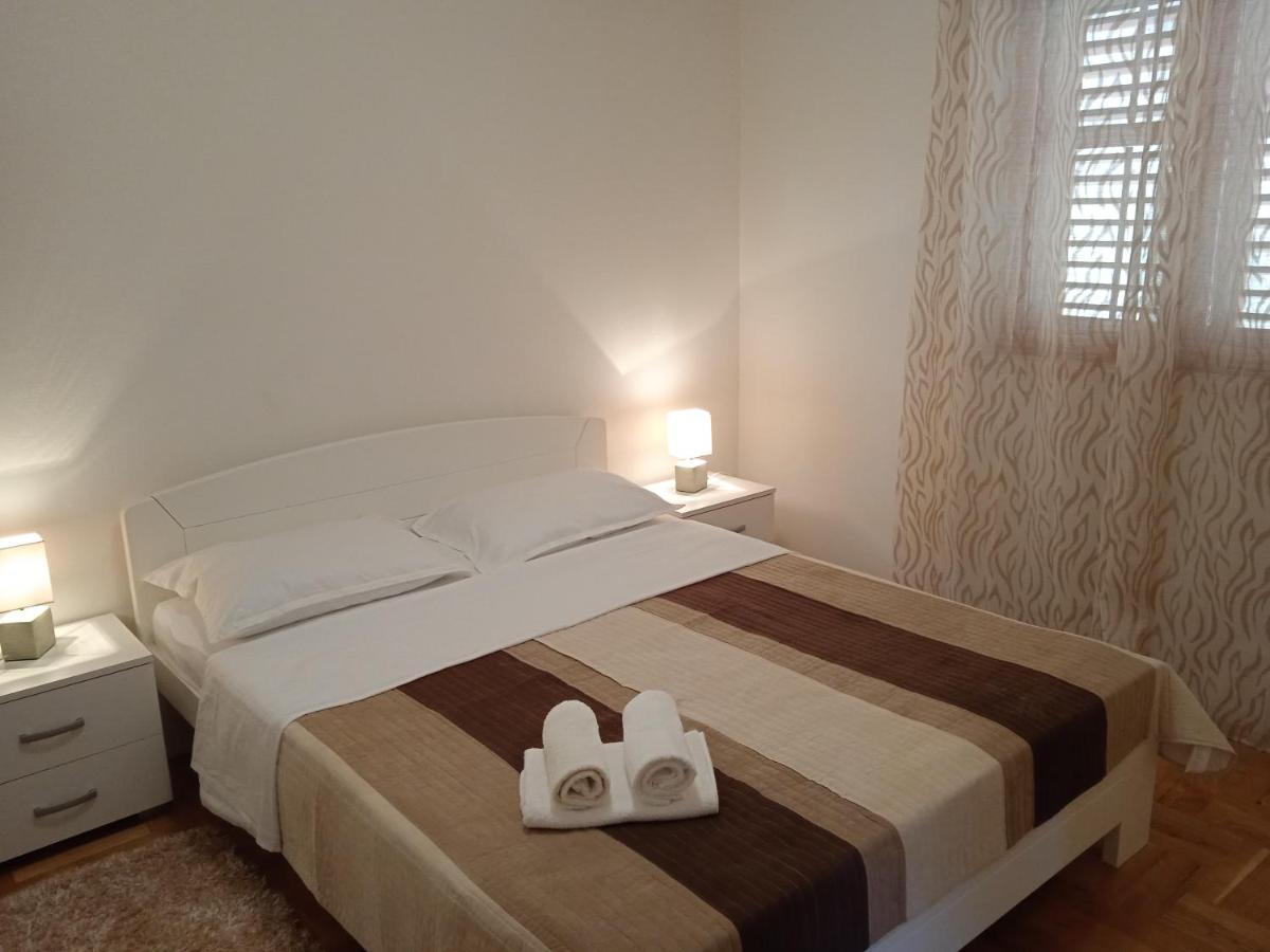 Apartments Aferdita Račišće Dış mekan fotoğraf